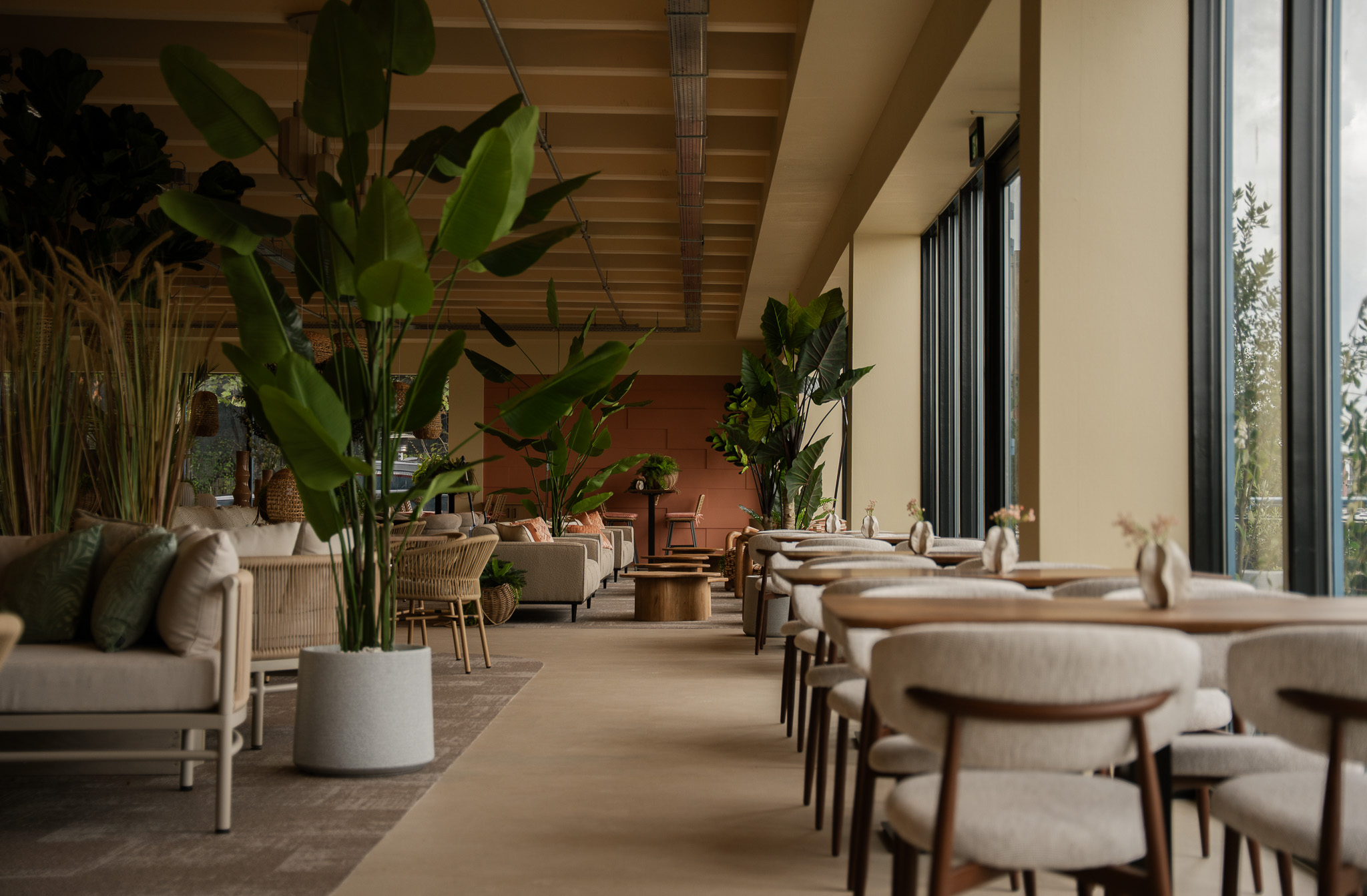 PIER40 interieur aan de Maas